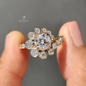 Round Cut Diamond Bezel Cluster Ring Solid Gold Bubble Halo Engagement Ring Modern Bezel Setting Bridal Jewelry Lab Grown Diamond Gift