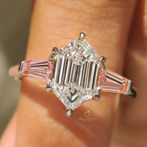 Hexagon Cut Diamond Three Stone Engagement Ring with Tapered Baguette Side Stones Solid Gold Modern Bridal Ring Luxury Lab Grown Diamond