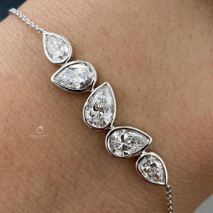 Pear Cut Diamond Bezel Tennis Bracelet Solid Gold Luxury Pear Shape Bracelet Elegant Wedding Jewelry Lab Grown Diamond Bridal Bracelet