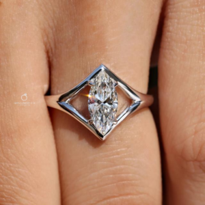 Marquise Cut Diamond Open Geometric Frame Band Ring Modern Negative Space Solitaire Engagement Ring Solid Gold Luxury Bridal Jewelry
